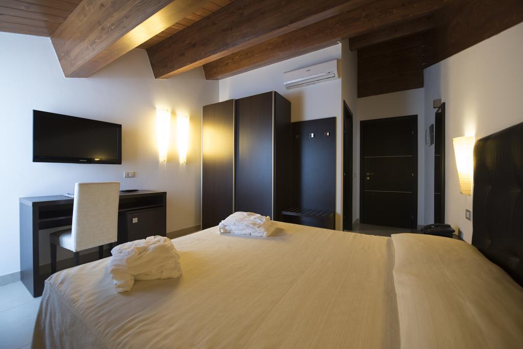 Hotel Iride & Spa Cesenatico Ngoại thất bức ảnh